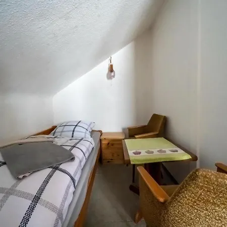 Holiday home Cozy Holiday With Terrace And Garden Neustadt am Rennsteig
